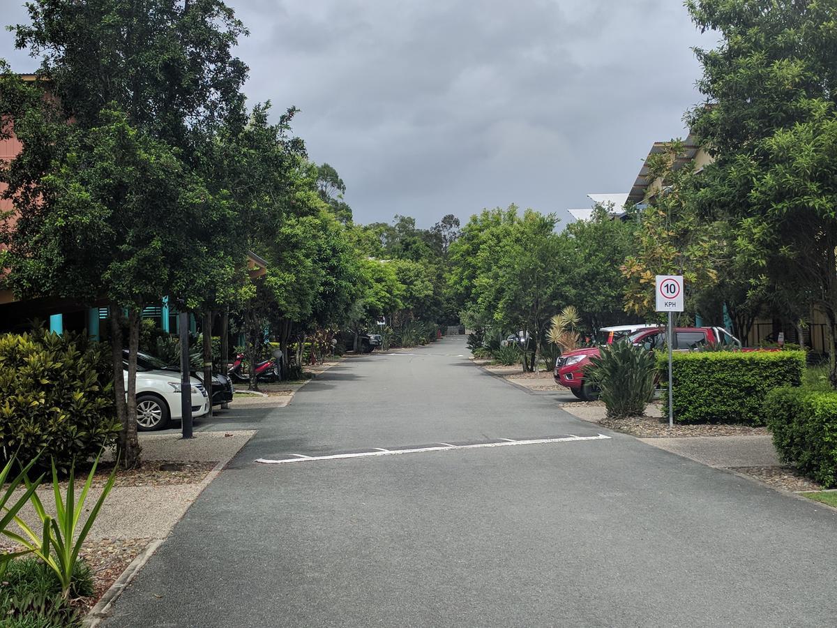 Noosa Holiday Accommodation Нусавиль Экстерьер фото